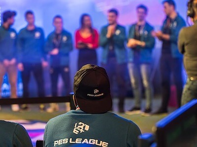 Semra introducing PES League players in front of a live audience ahead of a match during the PES League World Tour 2018