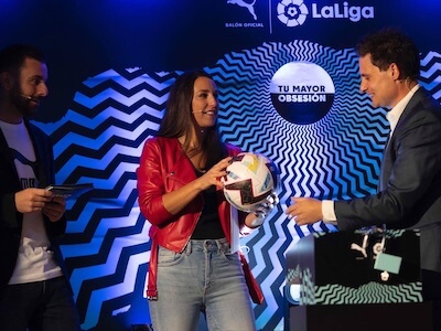 Semra and Ruben Martin presenting the official LaLiga PUMA Órbita football for the 2022-23' season